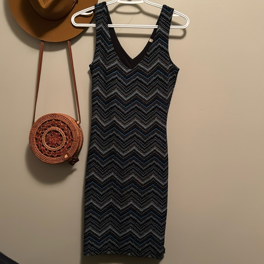 Blue striped bodycon dress XS/Sm never worn